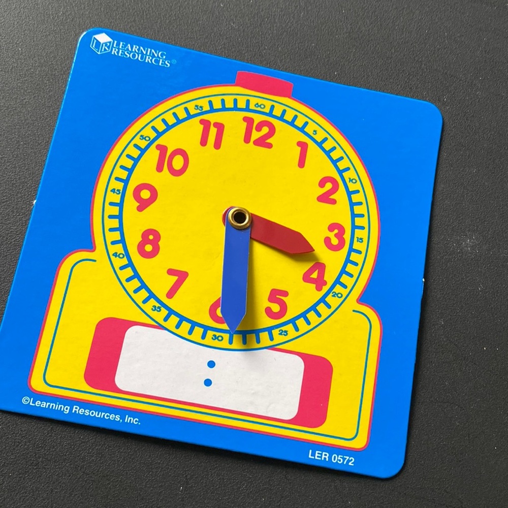 BACK TO SCHOOL One Clock with Movable Hands